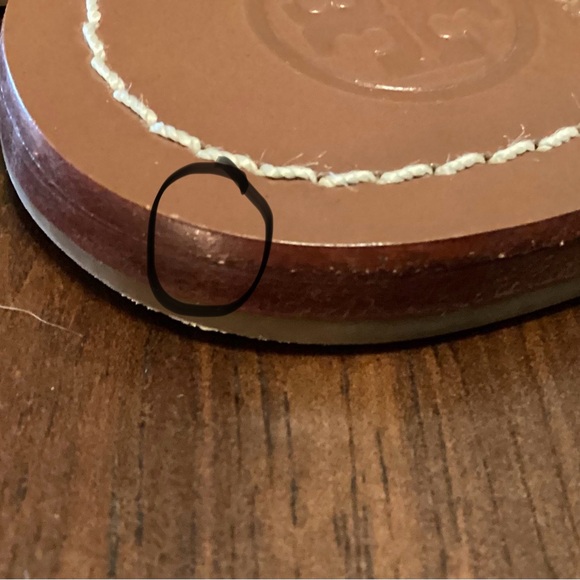 Tory Burch Mini Miller Leather Classic Thong - Picture 9 of 10